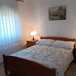 Mirjana Apartment Marina